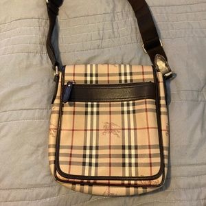 Burberry Nova crossbody haymarket check shoulder bag organizing messenger bag.